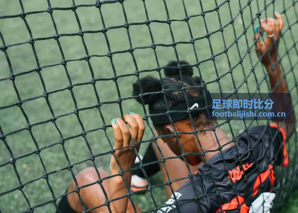 足球即时比分欧冠赛事封面